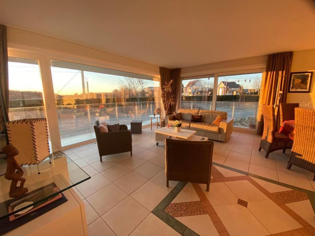 Seadream - Modern, Sunny With Big Terraces & Open View - Very Close To Sea, Beach, Shops, Restaurants & Beach Bars Nieuwpoort Exteriör bild