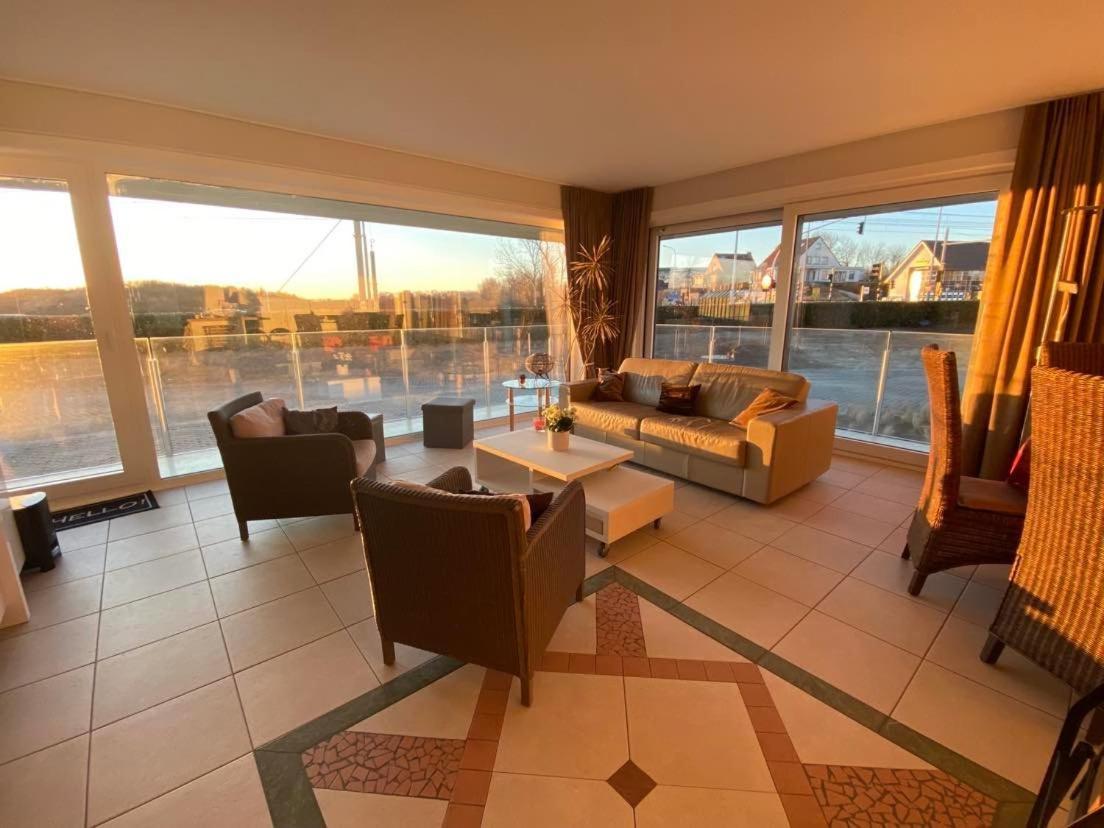 Seadream - Modern, Sunny With Big Terraces & Open View - Very Close To Sea, Beach, Shops, Restaurants & Beach Bars Nieuwpoort Exteriör bild